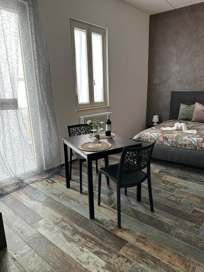 Home J&J Bari Eksteriør billede