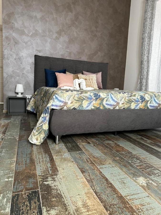 Home J&J Bari Eksteriør billede